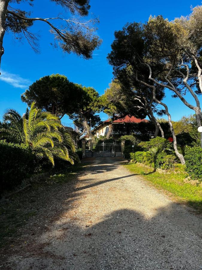 Villino La Fresia Βίλα Castiglioncello Εξωτερικό φωτογραφία